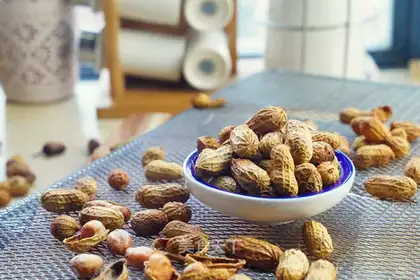 Roasted peanuts