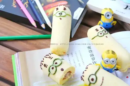 Little yellow sausage cake roll