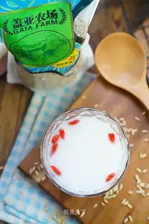 Oatmeal milk