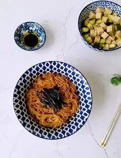 Onion noodles
