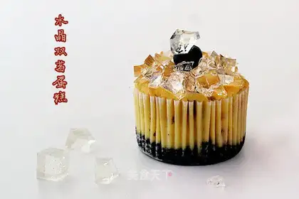 Crystal-berry cheesecake
