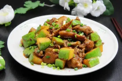 ♪ A cucumber chicken ♪