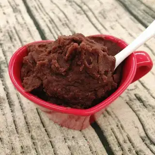 Homemade thin red bean sand