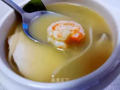 Shrimp seaweed soup