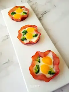 Ham and eggs