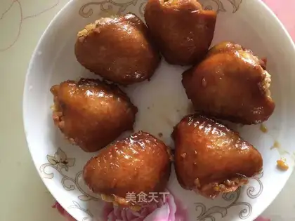 Chicken wing buns