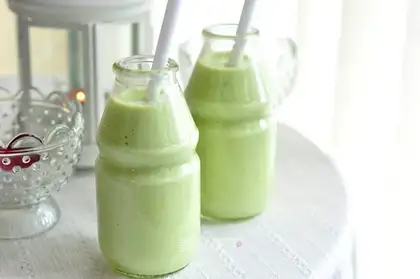 Cream oatmeal shake