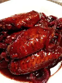 Roasted chicken wings