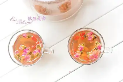 Rose tea