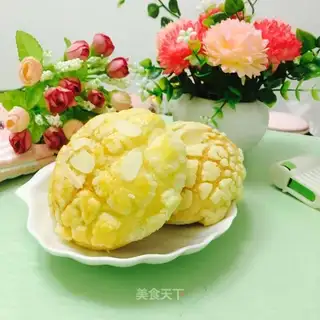 Pineapple buns