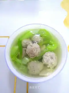 Smelt meatball soup