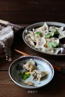 Three fresh meat dumplings
