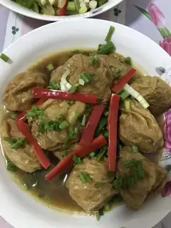 The pasta's full of meat