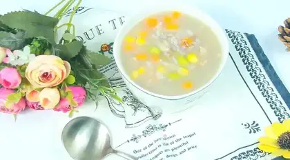 Chicken and vegetable porridge