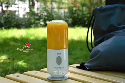 Orange mango juice