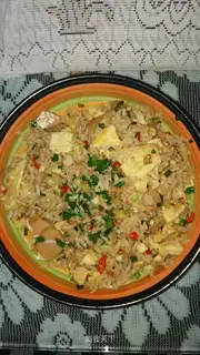 Garlic fried rice