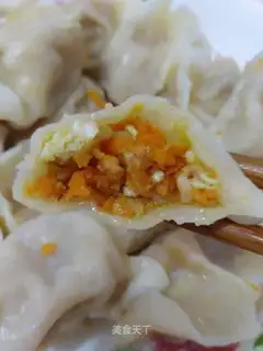 Cabbage carrots, peanut dumplings