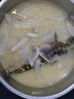 Sting fish radish soup