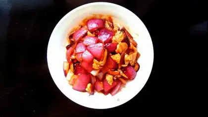 Onion little fried meat