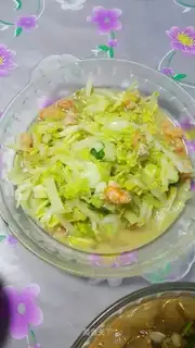 Shrimp doll food
