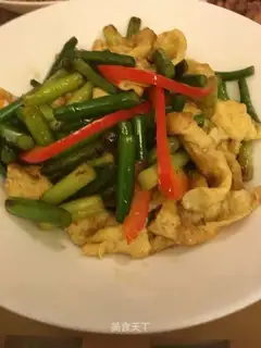 Garlic fried eggs