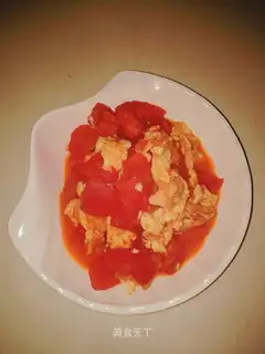 Tomato fried eggs
