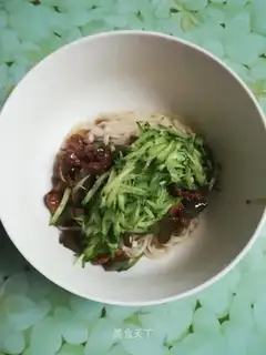 Fried noodles