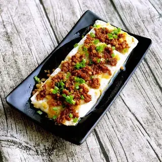 Squeeze meat and tofu