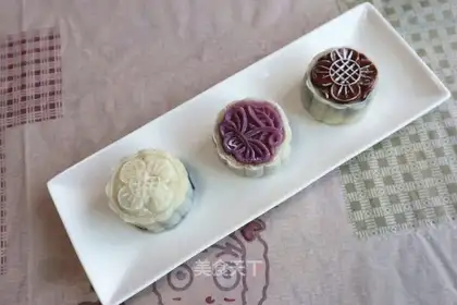 Ice mooncake