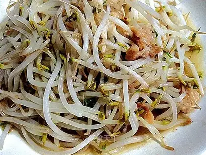Chicken silk silver root
