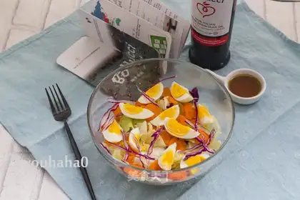 Egg salad with oil and vinegar