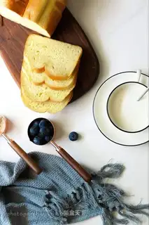One-key plastic bread