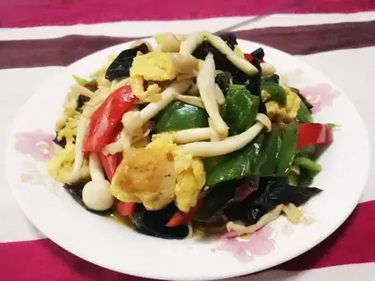 Fried sea mushrooms