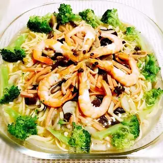 Shrimp with soup