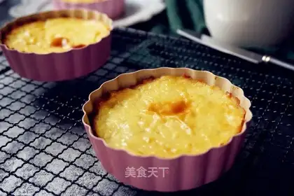 Milk and potatoes pie
