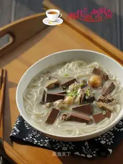 Duck blood fan soup