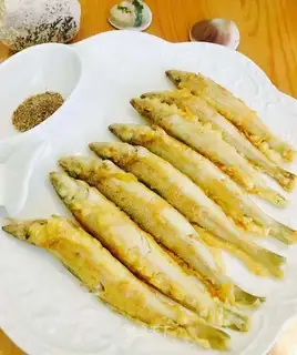 Fried sardines