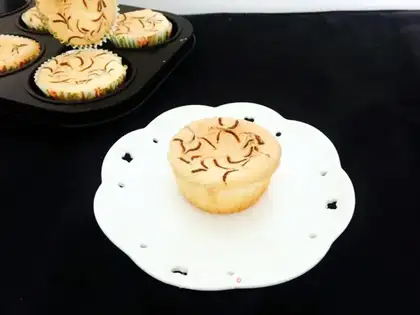 Pick up the cupcakes