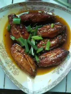 Tomato chicken wings