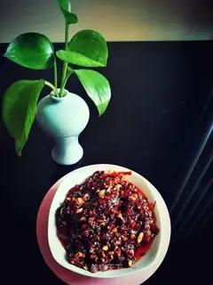 Private chili sauce
