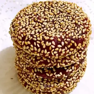 Potato sesame cake