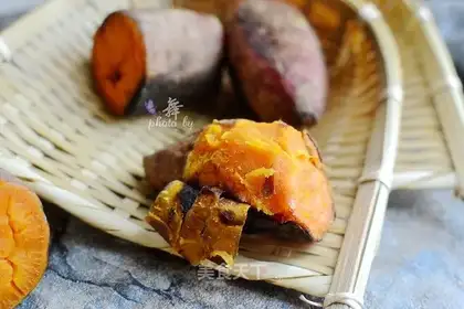 Roast potatoes