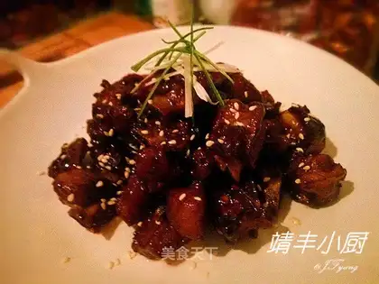 Spicy sauerkraut ribs