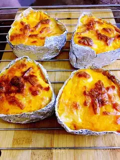Homemade cheese potatoes