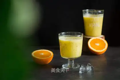 ♪ Okey-pee banana orange juice ♪