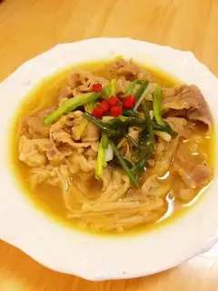 Sour soup, fat cow