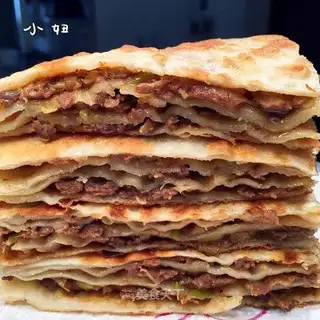 Slap beef pie