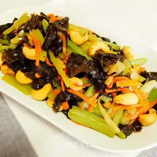 Cream of cashew nuts
