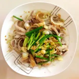White octopus