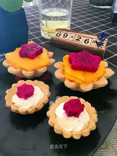 ♪ A tower of fruit ♪